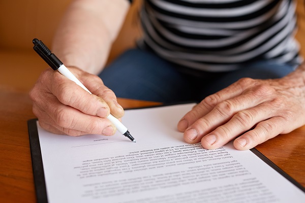 Competency: How to Know When Someone Is Capable of Signing a Will